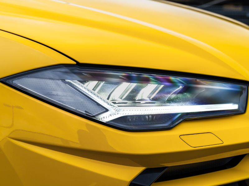 lamborghini-urus-fahrzeugakte-hs5t7z-34-mybusiness-beitrag-800x600-29