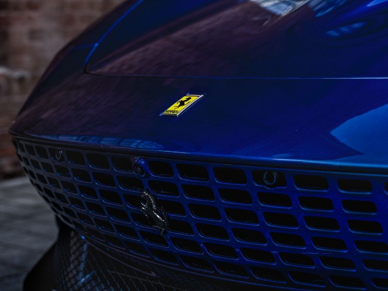 Ferrari Roma Kühlergrill